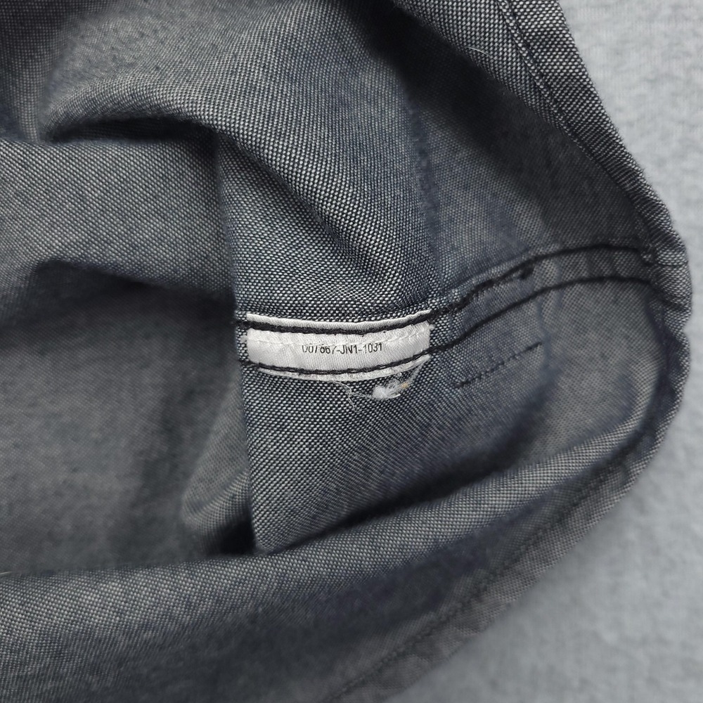 Mountain Hardwear Shirt Mens M Gray Chambray Short Sleeve Button‎ Up Casual Top - Picture 4 of 9